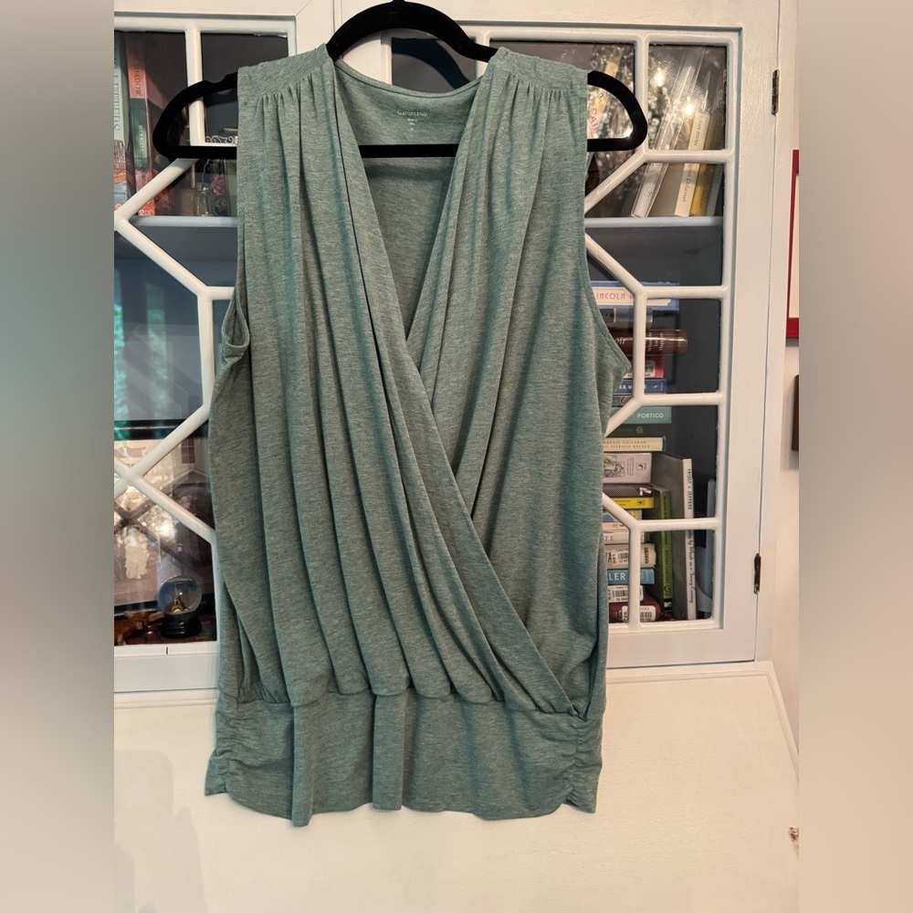 Garnet Hill Parsely Green Surplice Top. NWOT  XL